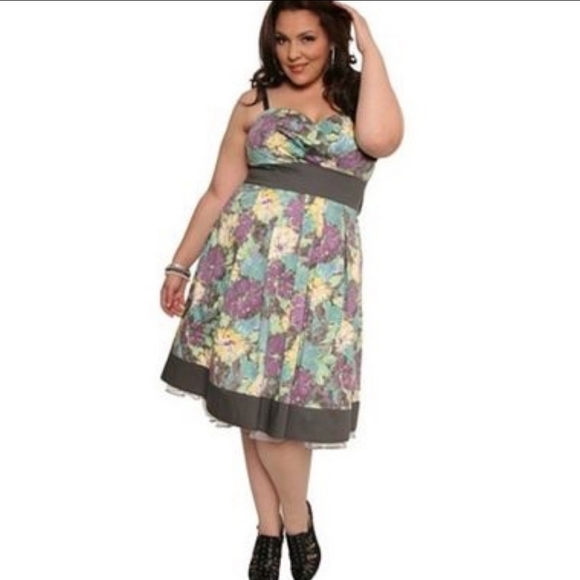torrid Dresses & Skirts - Torrid Floral Summer Dress Petticoat Linin…